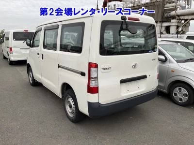 TOYOTA TOWN ACE