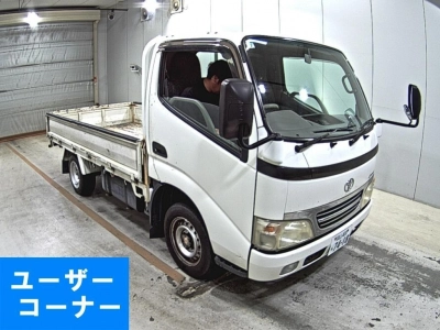 TOYOTA DYNA