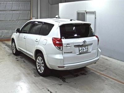 TOYOTA VANGUARD
