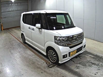 HONDA N BOX CUSTOM