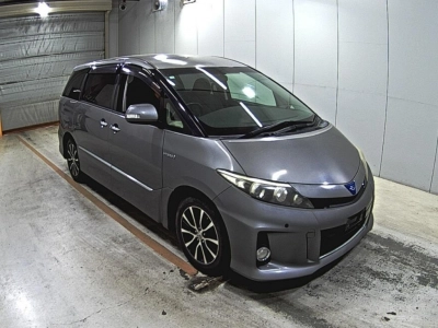 TOYOTA ESTIMA HYBRID