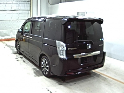 HONDA STEPWGN SPADA