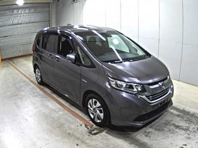 HONDA FREED + HYBRID