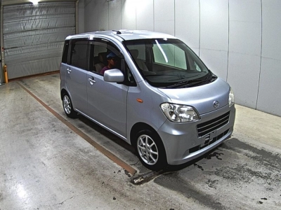 DAIHATSU TANTO EXE