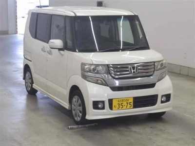 HONDA N BOX CUSTOM
