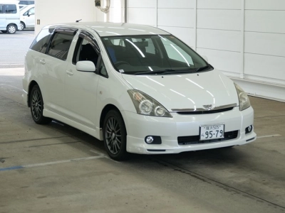TOYOTA WISH