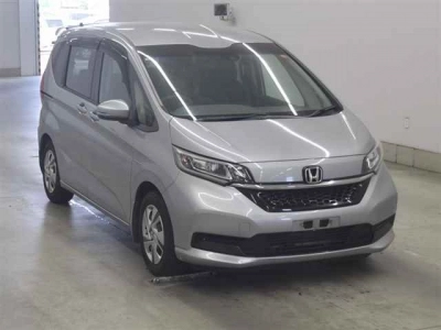 HONDA FREED HYBRID