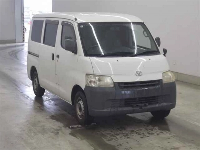 TOYOTA LITE ACE VAN