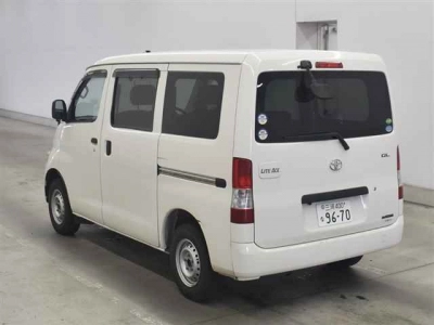 TOYOTA LITE ACE VAN