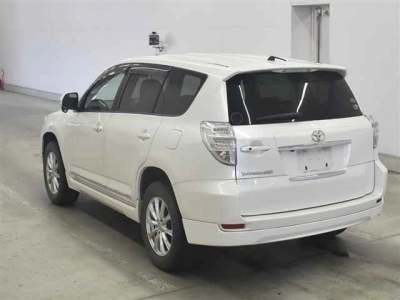 TOYOTA VANGUARD