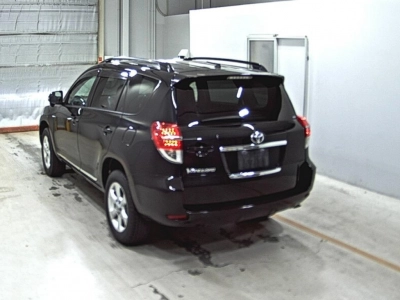 TOYOTA VANGUARD