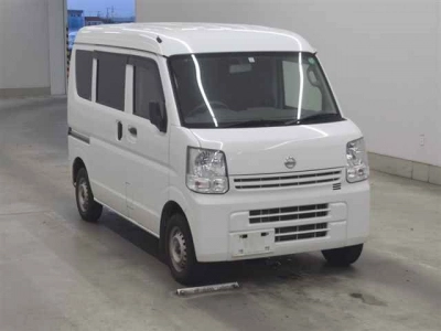 NISSAN NV100 CLIPPER