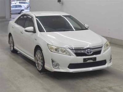 TOYOTA CAMRY