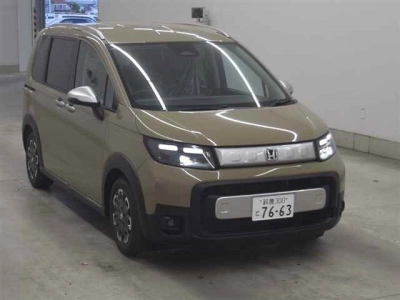 HONDA FREED HYBRID