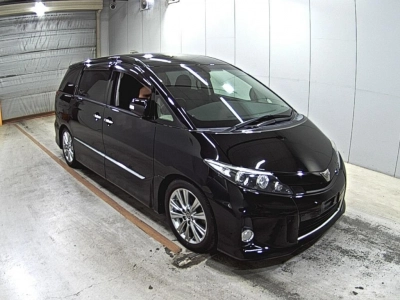 TOYOTA ESTIMA HYBRID
