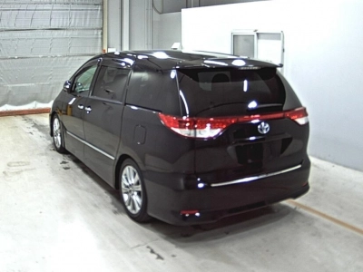 TOYOTA ESTIMA HYBRID
