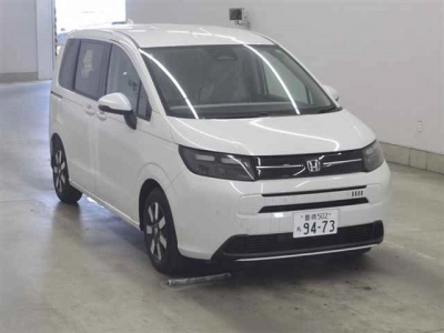 HONDA FREED HYBRID
