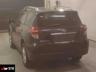 TOYOTA VANGUARD