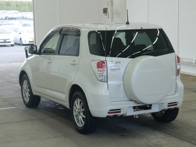 TOYOTA RUSH