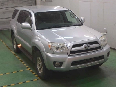 TOYOTA HILUX SURF