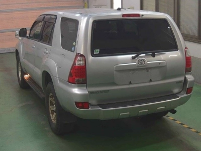 TOYOTA HILUX SURF