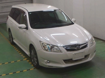 SUBARU EXIGA