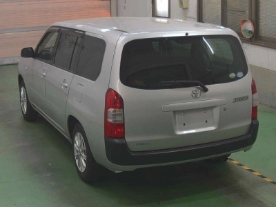 TOYOTA SUCCEED VAN