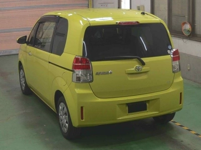 TOYOTA SPADE