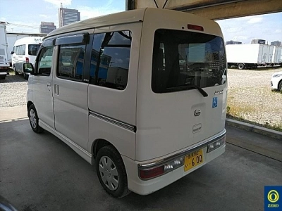 DAIHATSU ATRAI WAGON