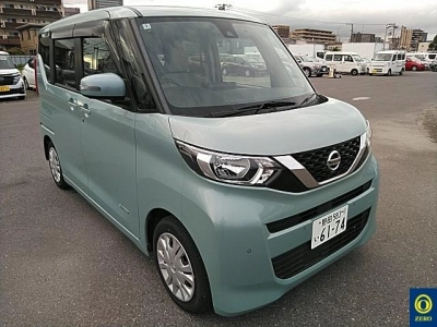 NISSAN ROOX