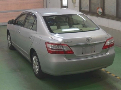 TOYOTA PREMIO