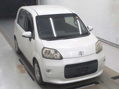 TOYOTA PORTE