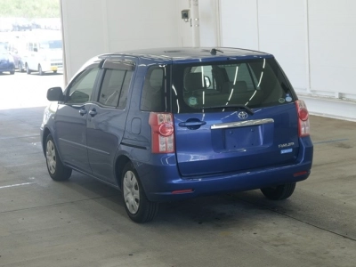 TOYOTA RAUM