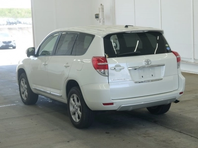 TOYOTA VANGUARD