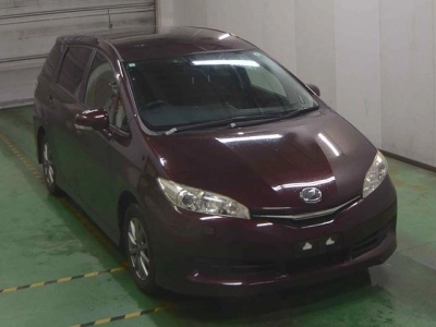 TOYOTA WISH