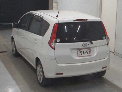 DAIHATSU BOON LUMINAS