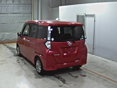 TOYOTA TANK
