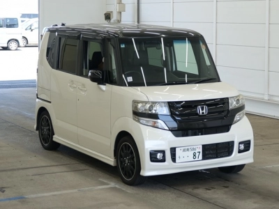 HONDA N BOX CUSTOM