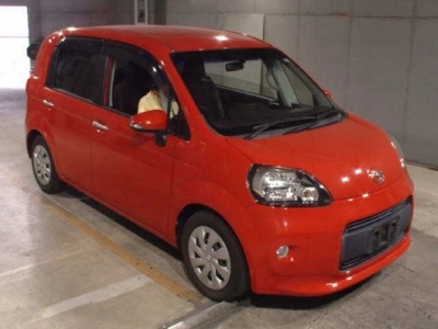 TOYOTA PORTE