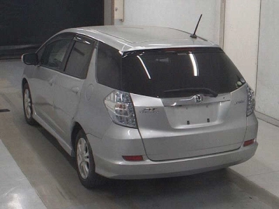 HONDA FIT SHUTTLE