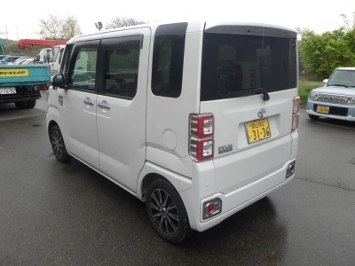 TOYOTA PIXIS MEGA