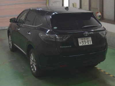 TOYOTA HARRIER