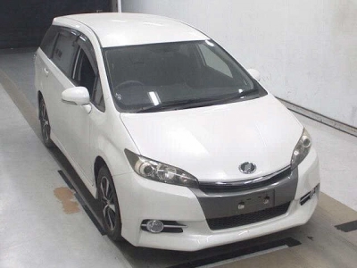 TOYOTA WISH