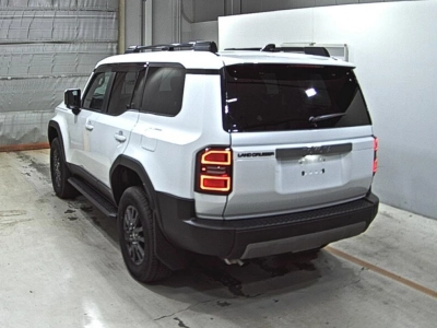 TOYOTA LAND CRUISER 250