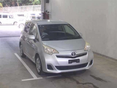 TOYOTA RACTIS
