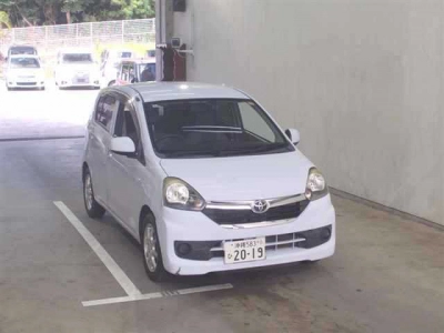 TOYOTA PIXIS EPOCH