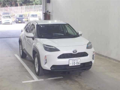 TOYOTA YARIS CROSS