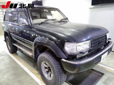TOYOTA LAND CRUISER