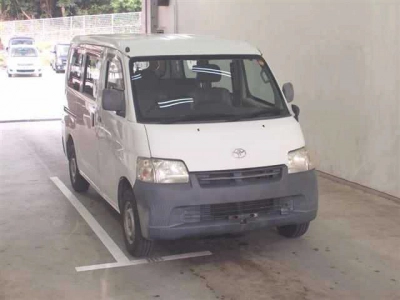 TOYOTA TOWN ACE VAN