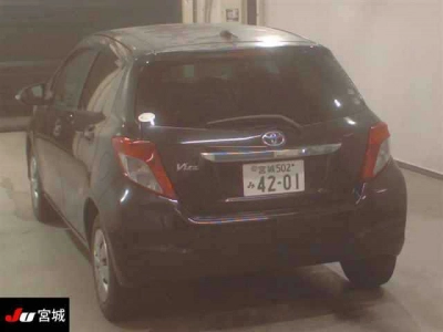TOYOTA VITZ